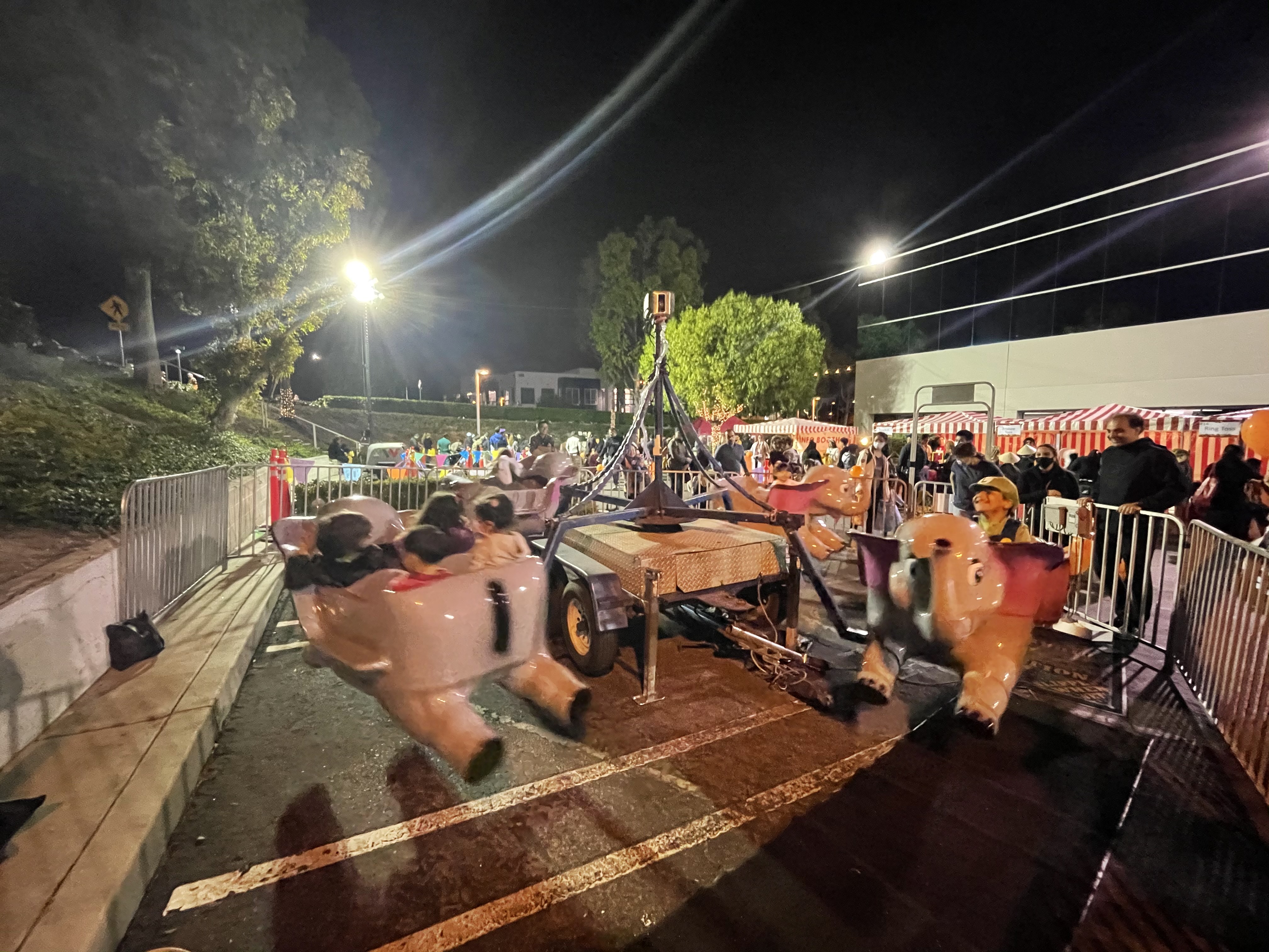 Elephant Ride Rentals of Pomona CA