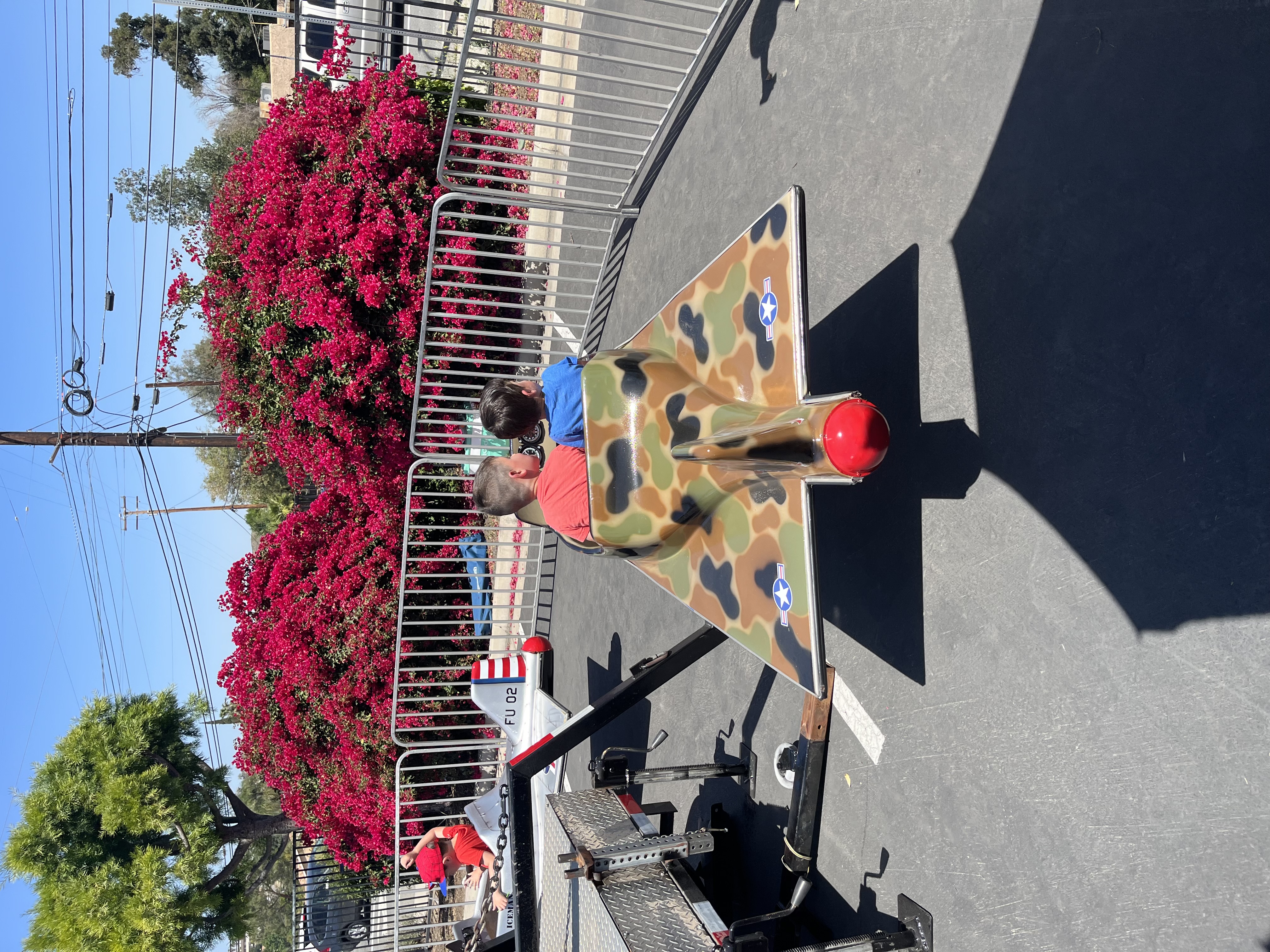 Los Angeles wholesale provider of mechanical party rental rides.